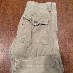 Levi’s Men’s 30X30 Loose Straight Khaki Cargo Pants